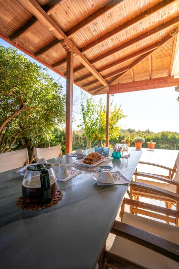 Villa Bougainvillea Epanomi Esterno foto